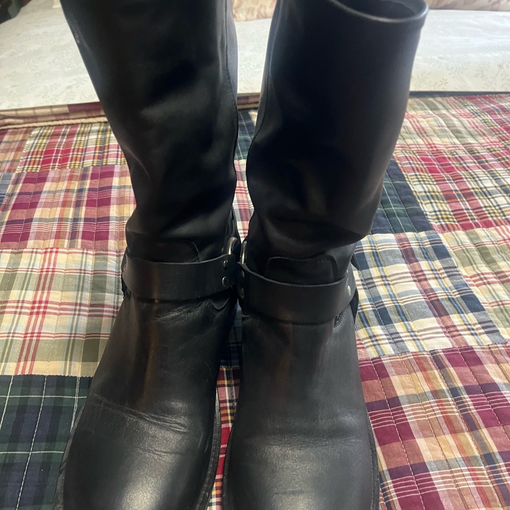 Charles David Black Leather Footwear - Picture 2 of 6